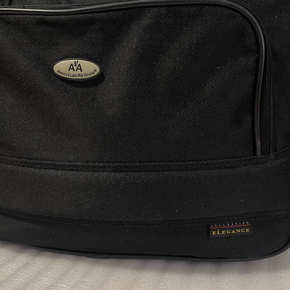Black American Airlines Elegance Collection Travel Tote Bag - Picture 13 of 16